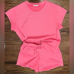 Women’s set- Pink Quilted Short Sleeve Top and Shorts Set